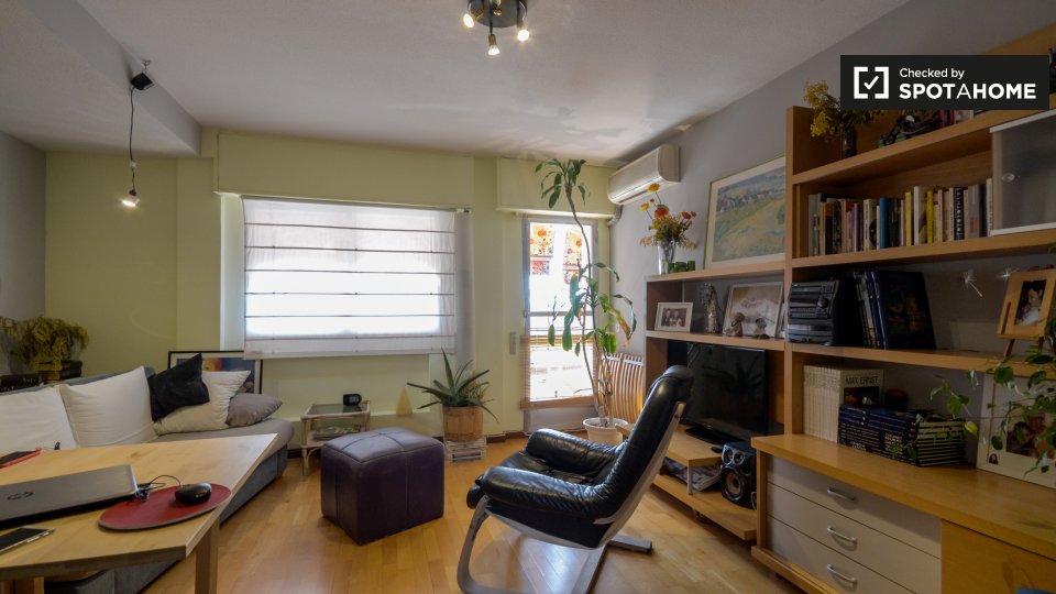 Double room Madrid, 3 beds — photo 5