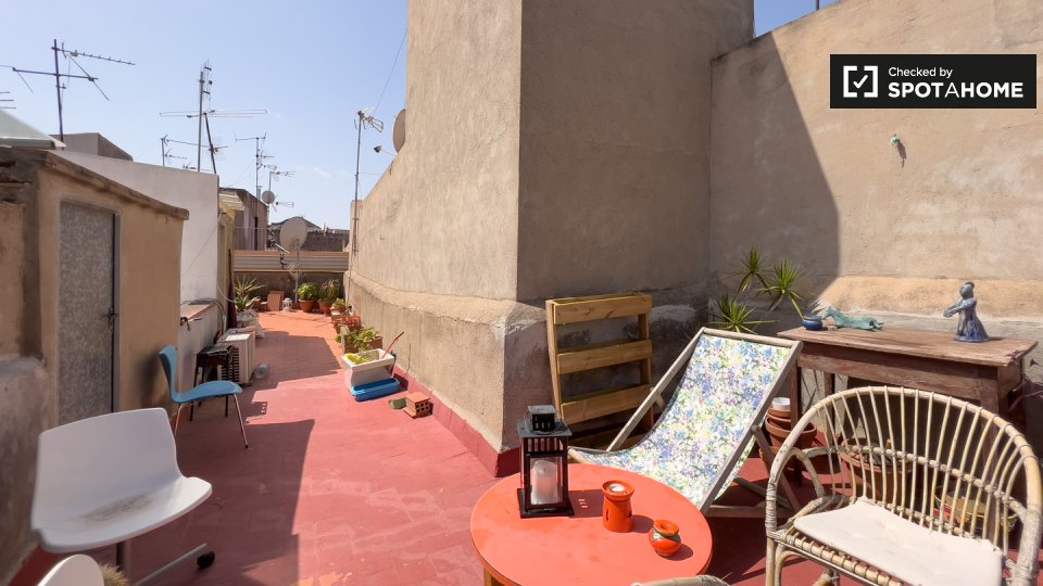 Apartment Barcelona, 1 bed, 50m² — photo 22