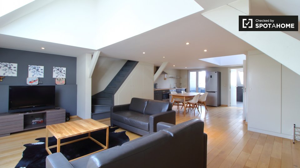 Apartment Brussels, 2 beds, 100m² — photo 1