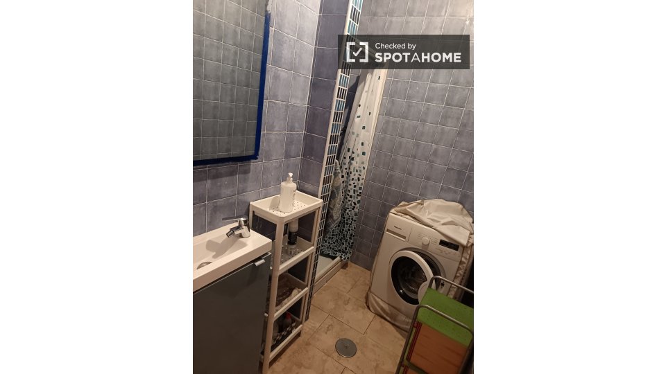 Double room Valencia, 3 beds — photo 33