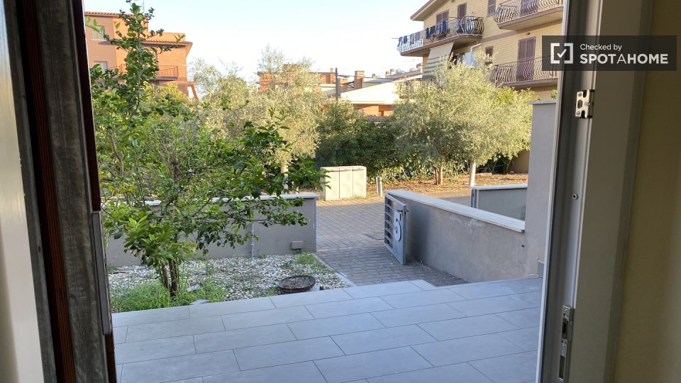 Double room Rome, 4 beds — photo 12