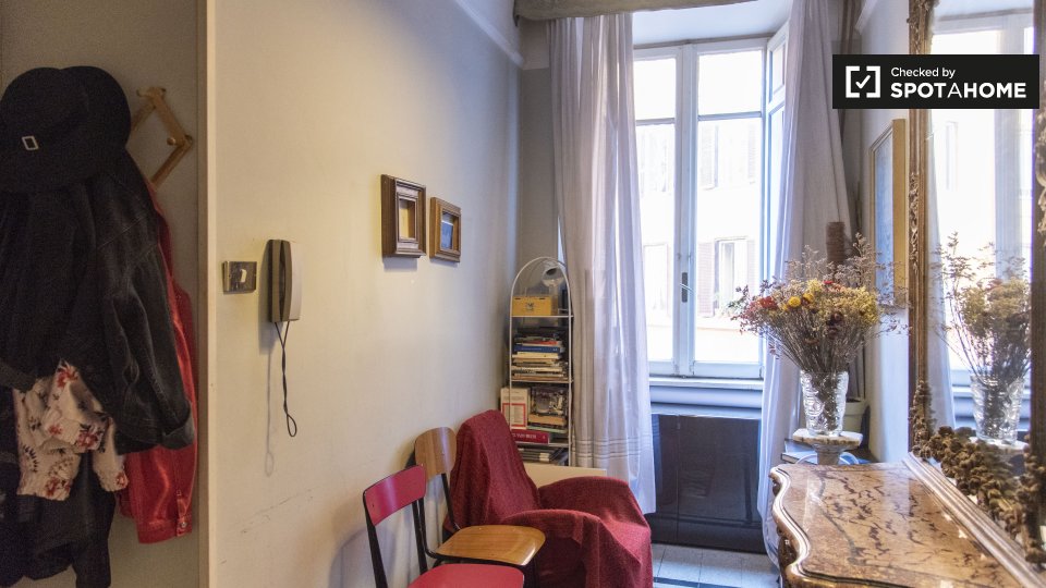 Double room Rome, 3 beds — photo 18