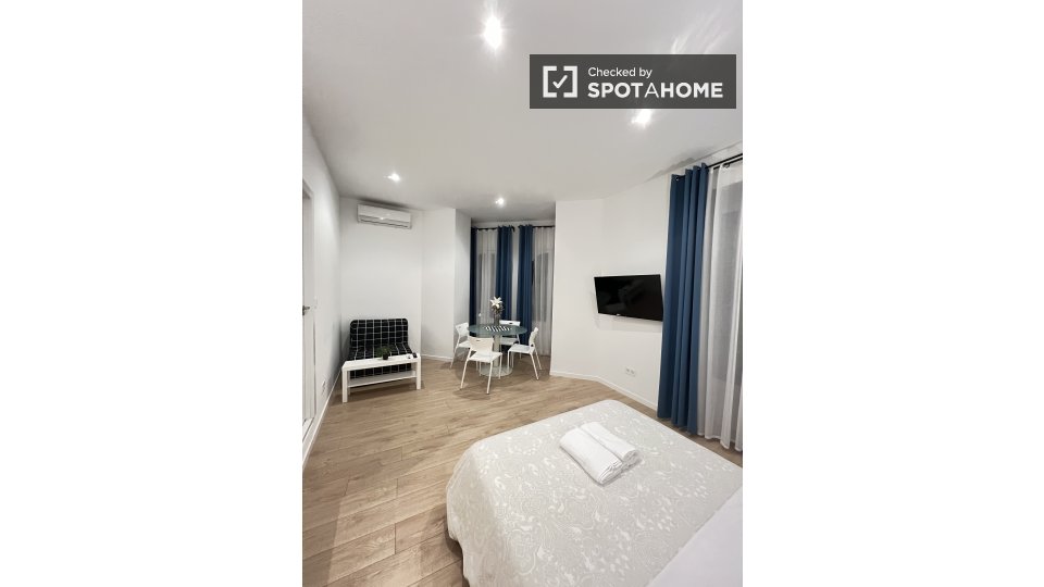 Apartment mono Madrid, 22m² — photo 32