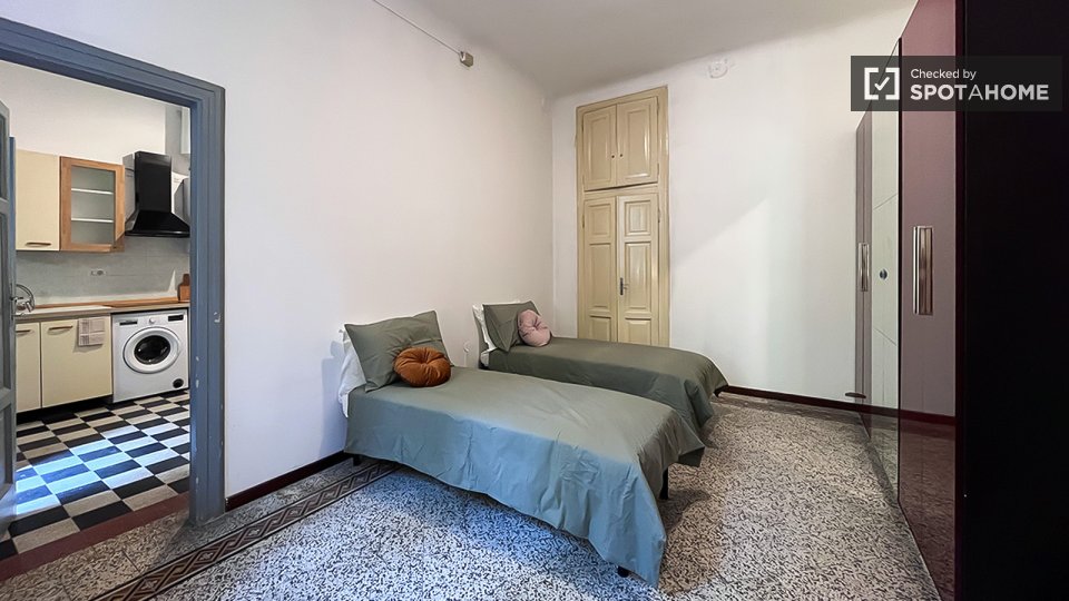 Apartment Milan, 1 bed — photo 2