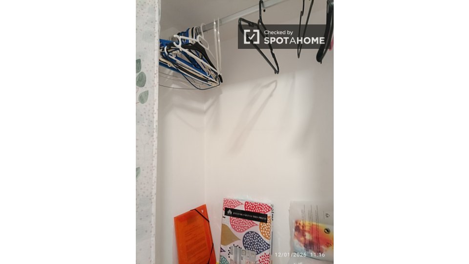 Double room Madrid, 5 beds, 120m² — photo 31