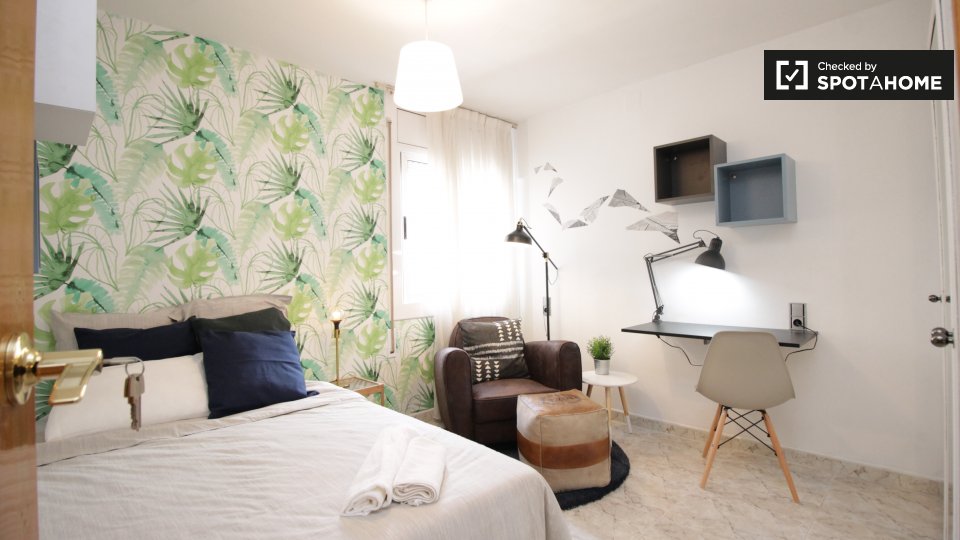 Double room Barcelona, 4 beds, 124m² — photo 1