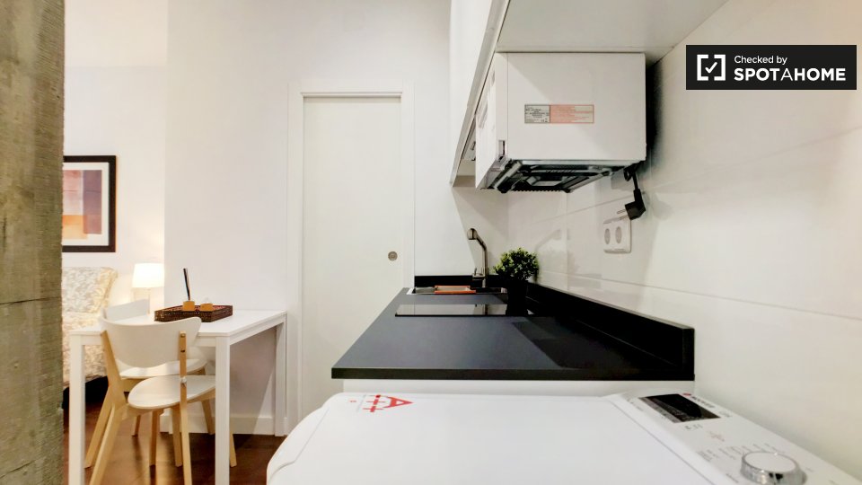 Apartment Madrid, 1 bed, 33m² — photo 14