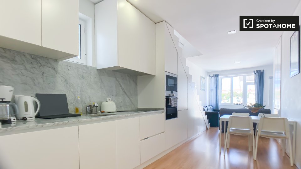 Apartment Lisbon, 2 beds, 120m² — photo 6