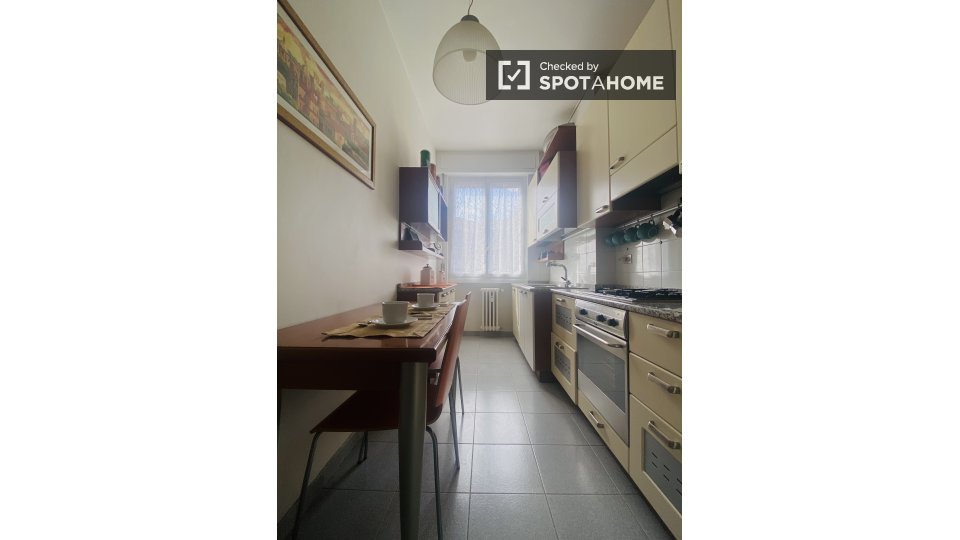 Double room Milan, 2 beds — photo 7