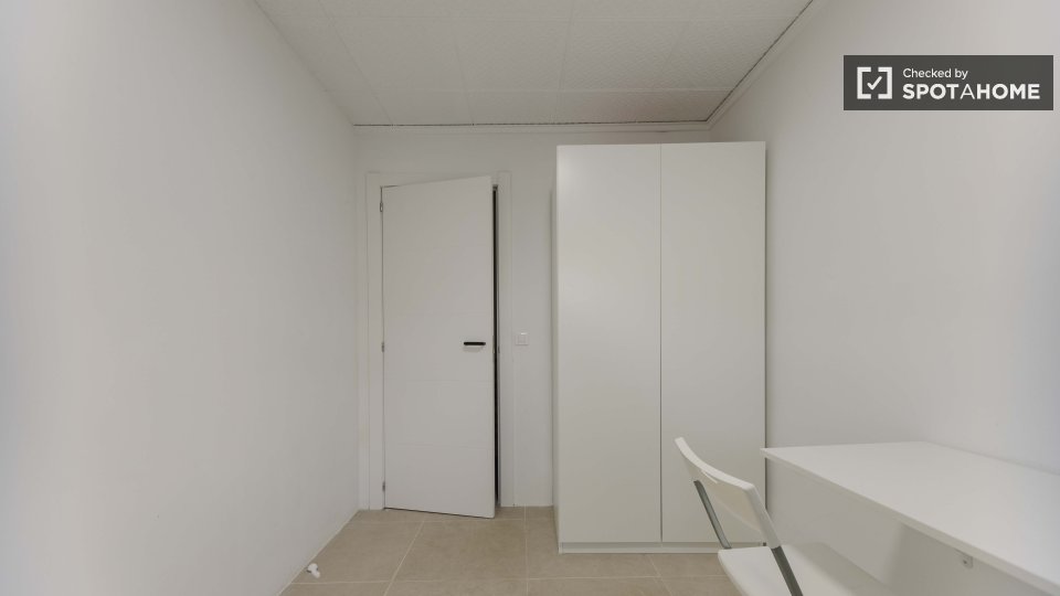 Double room Valencia, 4 beds — photo 13