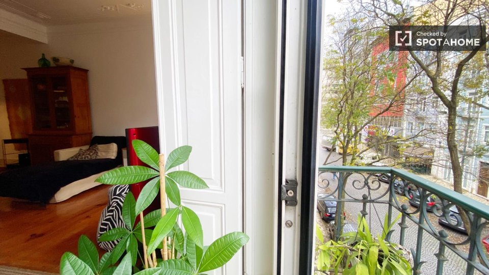 Apartment Lisbon, 1 bed, 95m² — photo 31