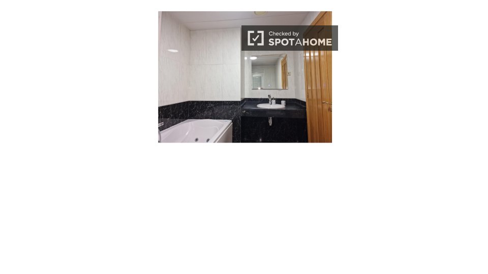 Apartment Madrid, 2 beds, 90m² — photo 13