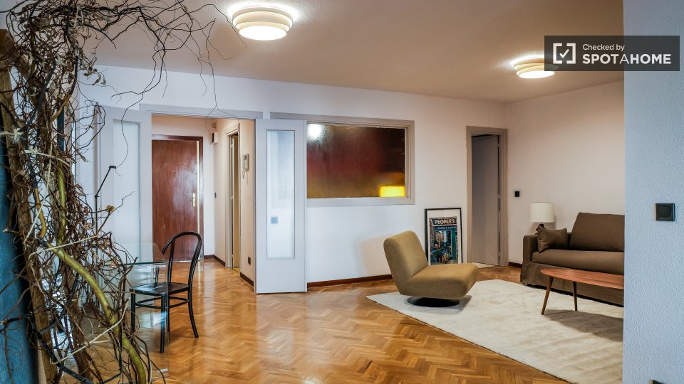 Apartment Madrid, 1 bed — photo 1