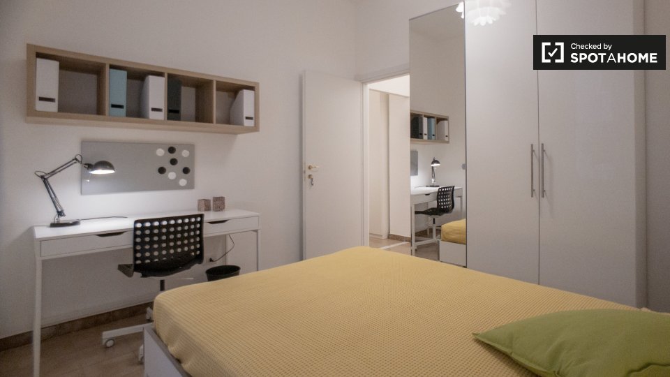 Double room Milan, 3 beds, 70m² — photo 3