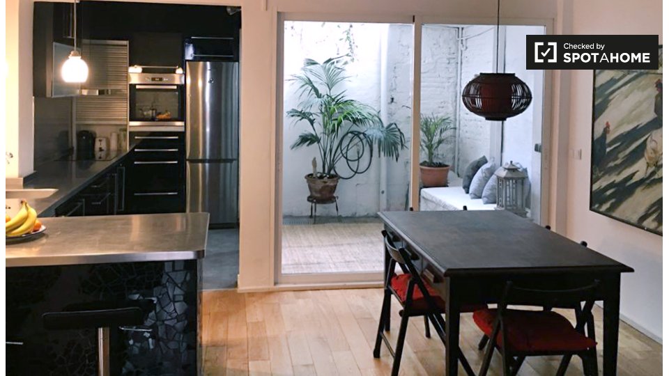 Apartment Valencia, 2 beds, 120m² — photo 16
