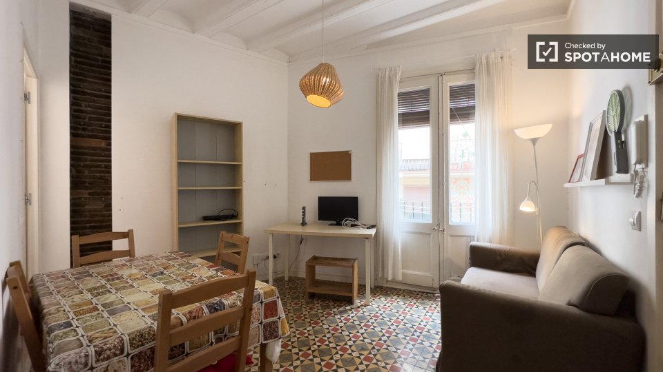 Apartment Barcelona, 1 bed, 36m² — photo 4