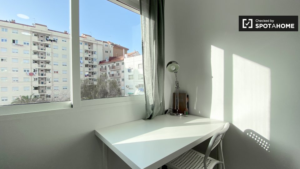 Double room Valencia, 4 beds, 65m² — photo 8