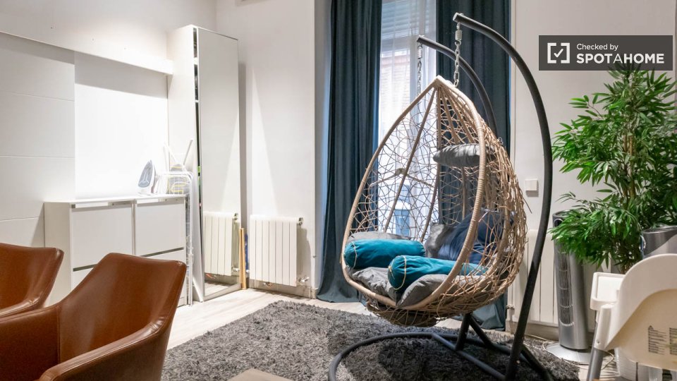 Apartment Madrid, 5 beds, 112m² — photo 23