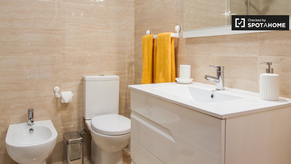 Double room Porto, 5 beds, 300m² — photo 10