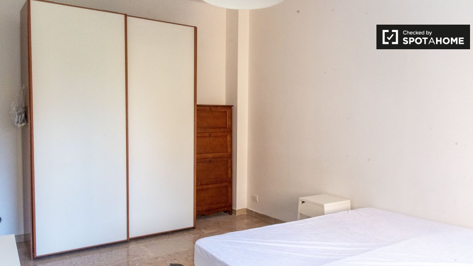 Double room Rome, 5 beds, 140m² — photo 3