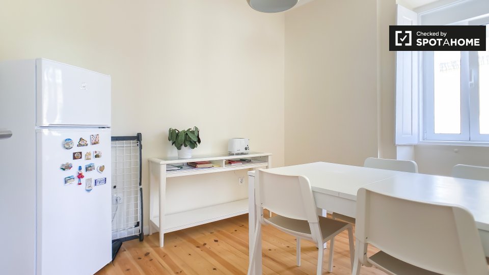 Apartment Lisbon, 1 bed — photo 7
