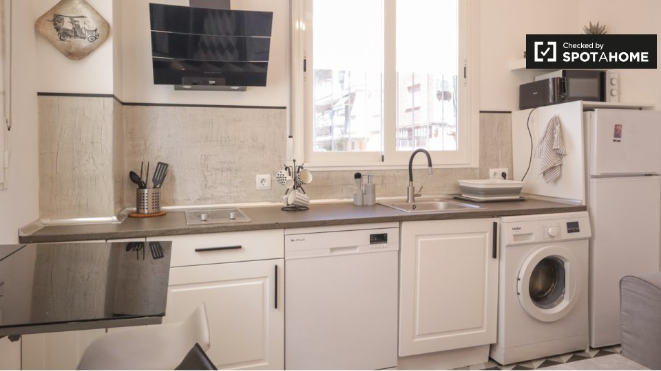 Apartment Madrid, 1 bed — photo 1
