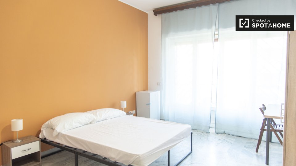Double room Rome, 5 beds — photo 8