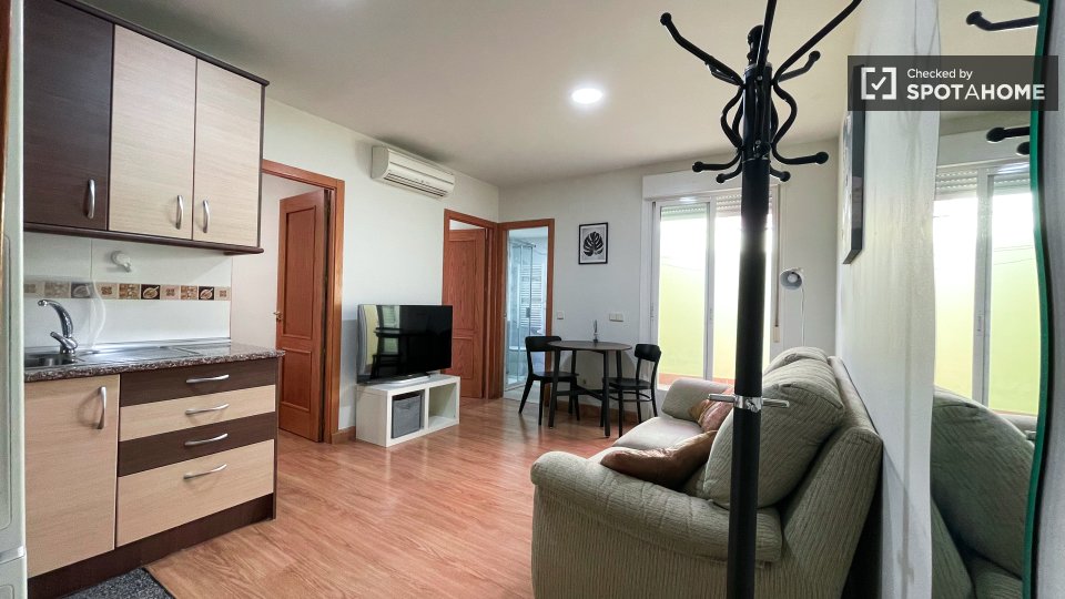 Apartment Madrid, 2 beds, 55m² — photo 11