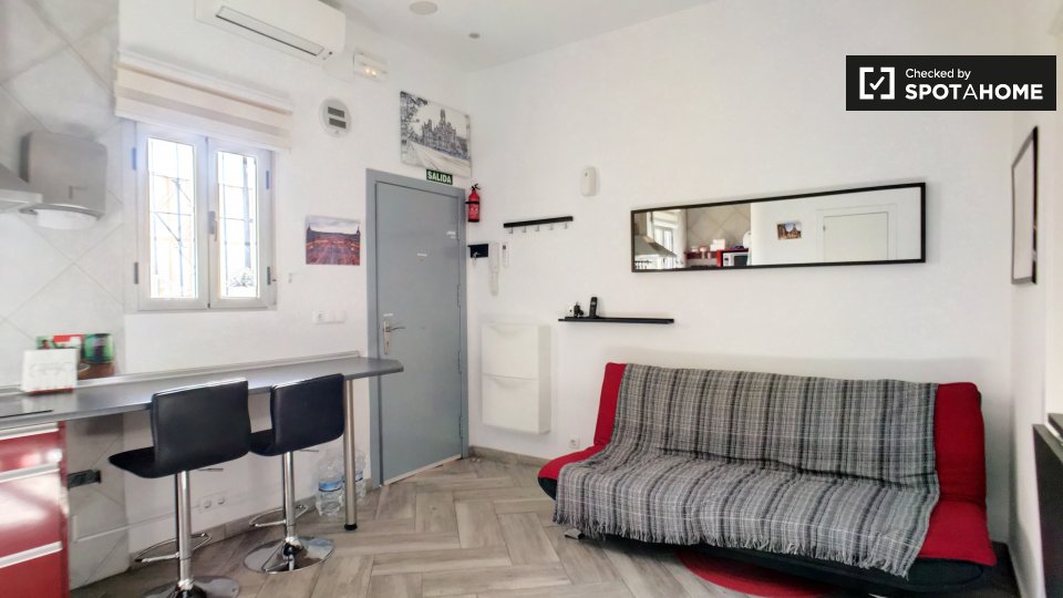 Apartment Madrid, 2 beds, 50m² — photo 1