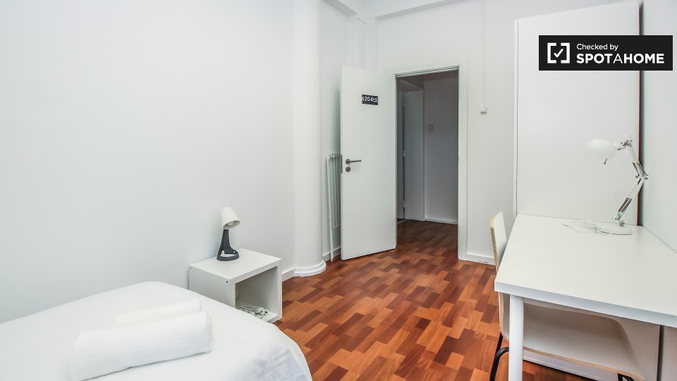 Double room Lisbon, 11 beds — photo 4
