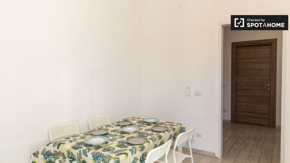 Double room Rome, 5 beds — photo 18
