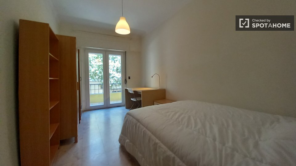 Double room Lisbon, 1 bed, 60m² — photo 6
