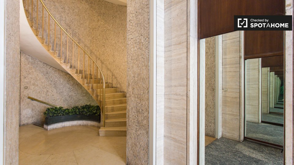 Apartment Milan, 1 bed, 60m² — photo 17