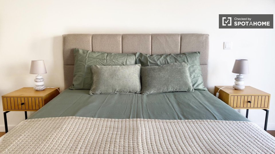 Apartment Lisbon, 1 bed — photo 5