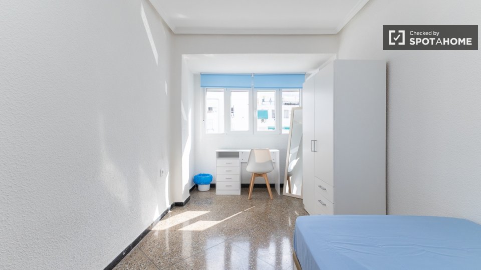 Double room Valencia, 5 beds — photo 2