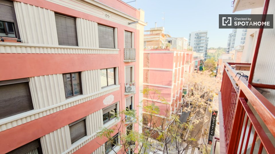 Apartment Barcelona, 3 beds, 70m² — photo 44