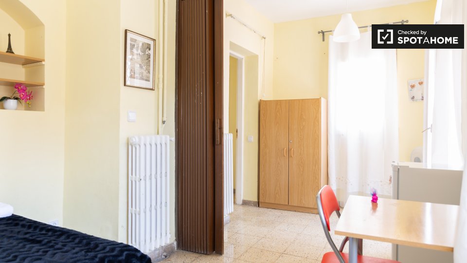 Double room Barcelona, 9 beds — photo 3