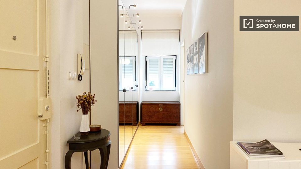 Double room Lisbon, 2 beds, 80m² — photo 28