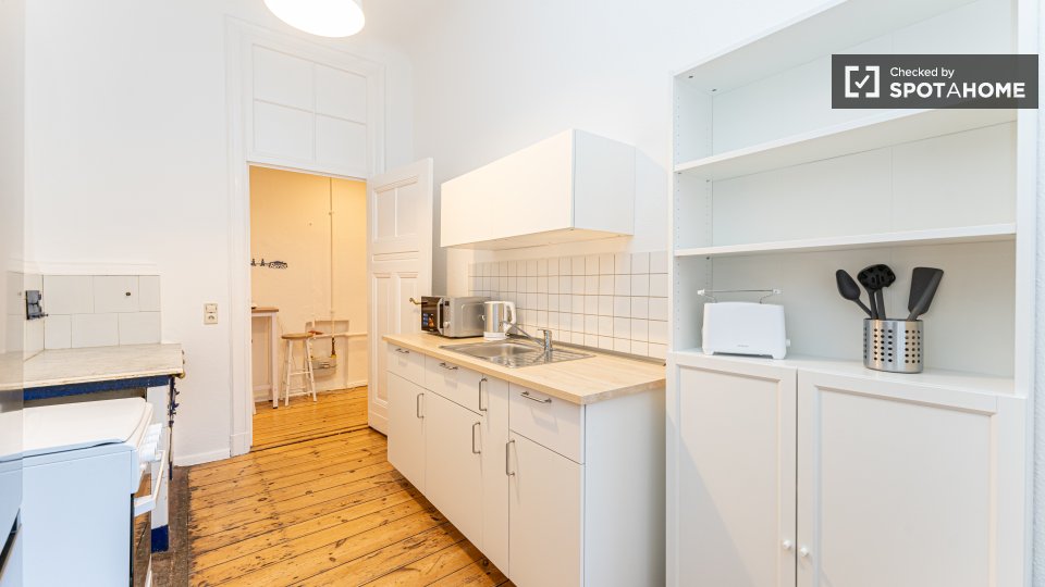 Double room Berlin, 3 beds — photo 19