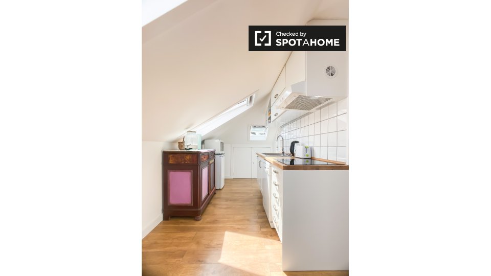 Double room Lisbon, 4 beds — photo 11