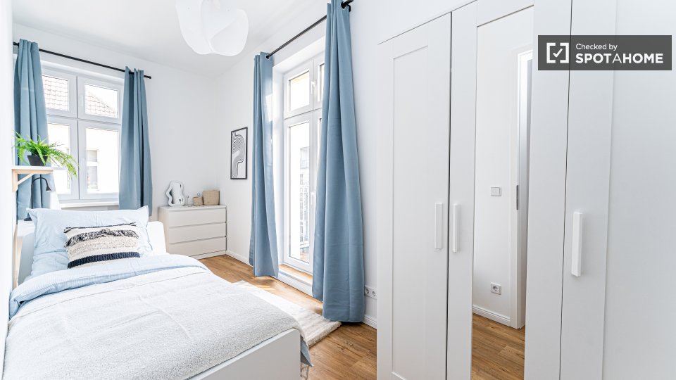 Double room Berlin, 4 beds, 60m² — photo 12