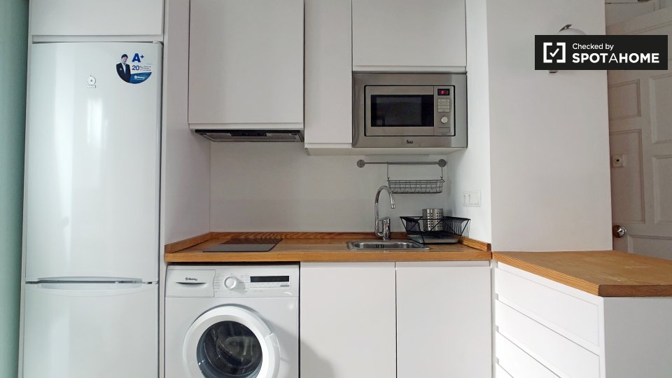 Apartment mono Madrid, 47m² — photo 1