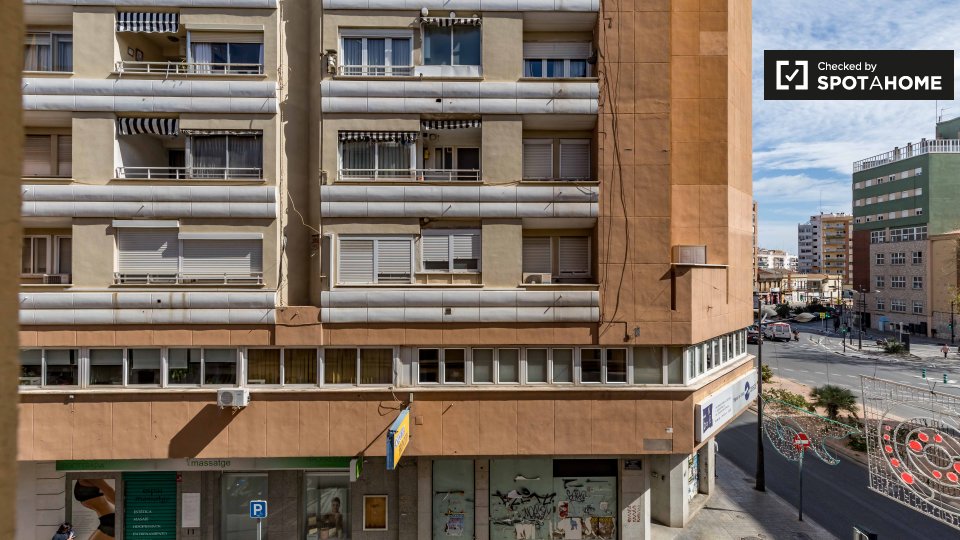 Double room Valencia, 4 beds — photo 7