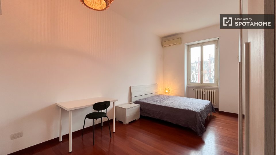 Double room Milan, 3 beds — photo 19