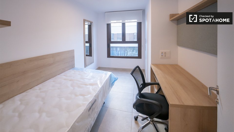 Apartment Valencia, 2 beds — photo 15
