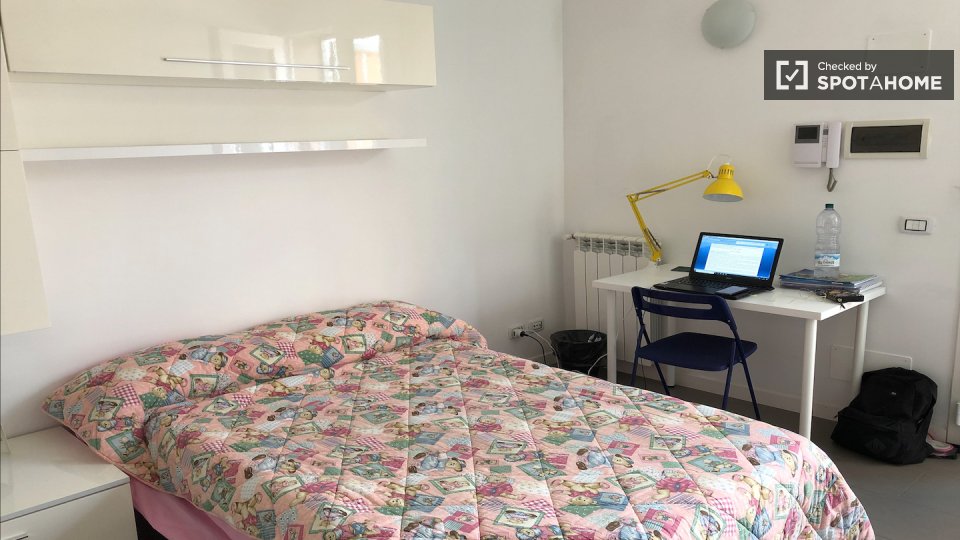 Double room Rome, 2 beds — photo 5