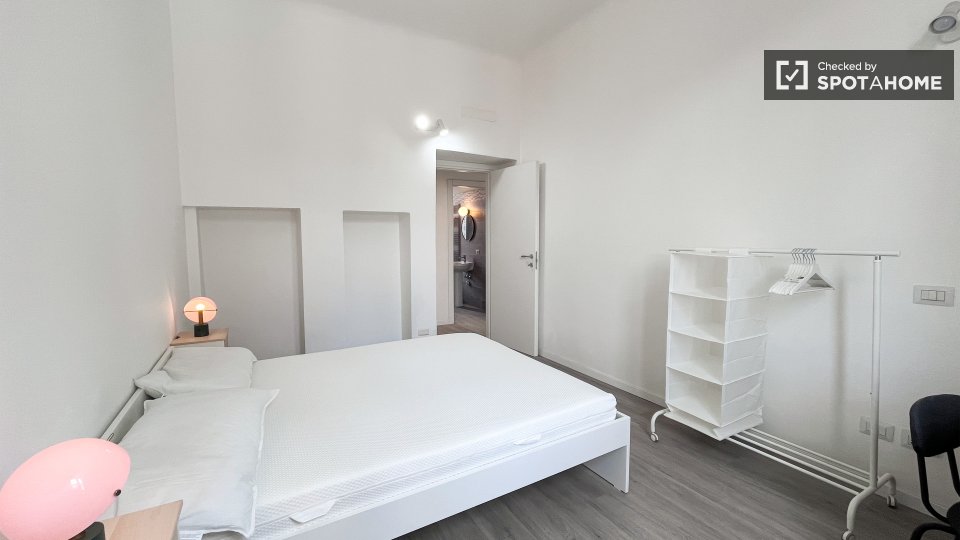Double room Milan, 3 beds, 70m² — photo 68