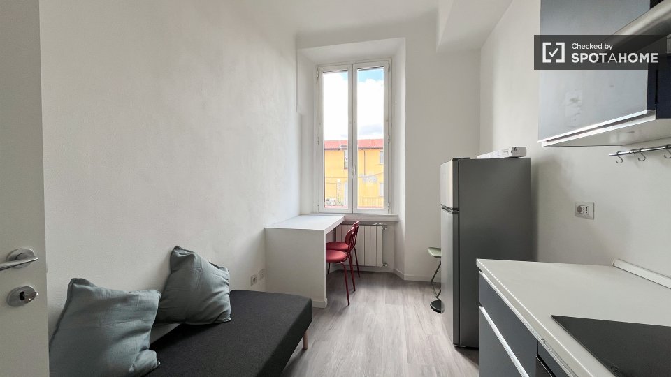 Double room Milan, 3 beds, 70m² — photo 54