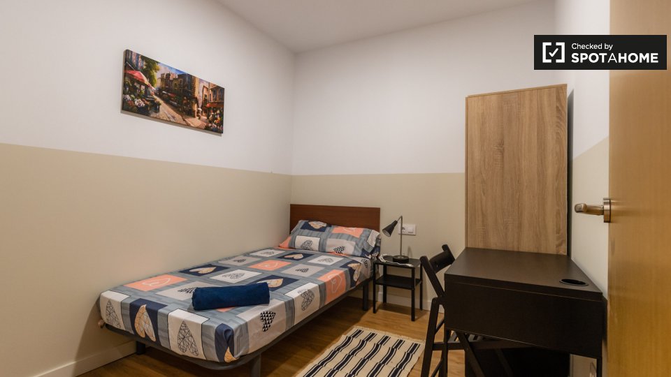 Double room Barcelona, 6 beds — photo 1