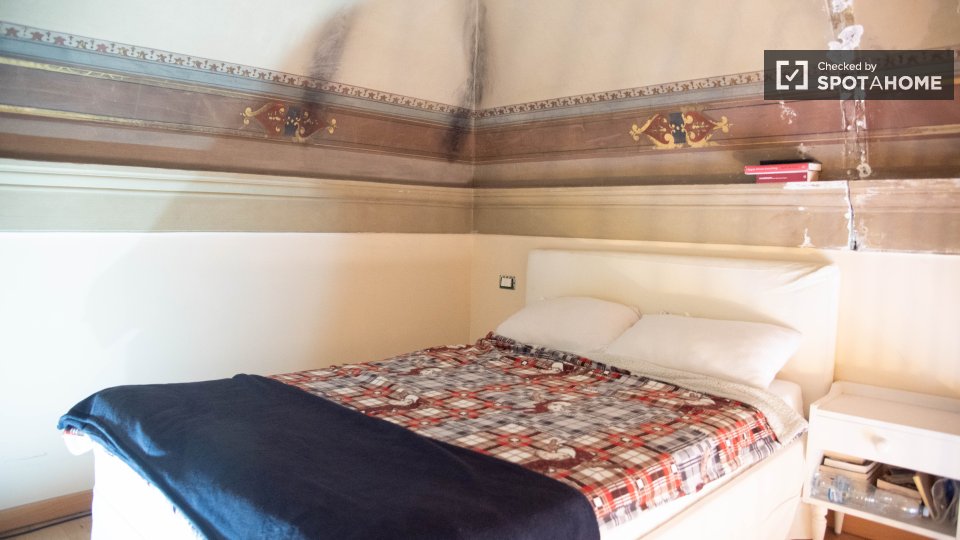 Double room Rome, 3 beds — photo 22